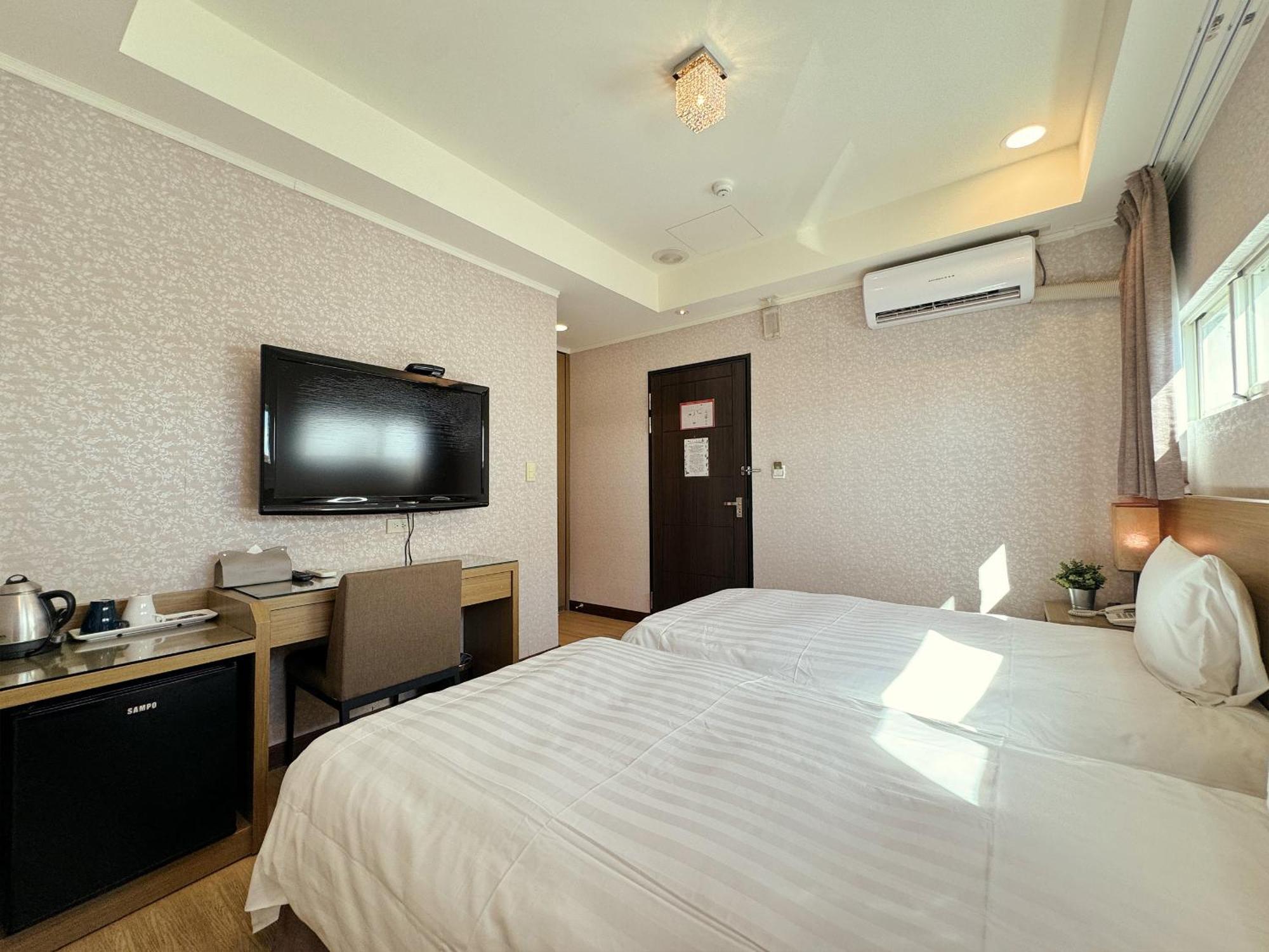 Finders Hotel Hualien Wen Hua Quarto foto